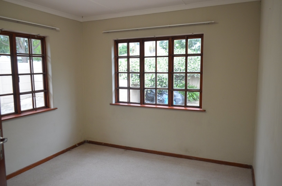 3 Bedroom Property for Sale in Denneoord Western Cape